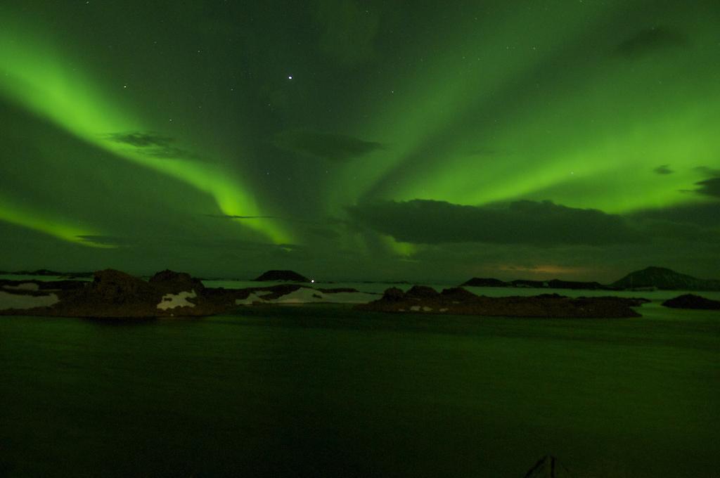 Dimmuborgir Guesthouse Міватн Екстер'єр фото