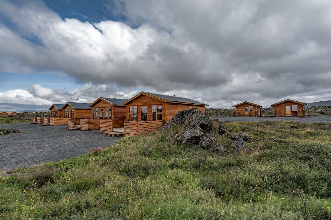Dimmuborgir Guesthouse Міватн Екстер'єр фото